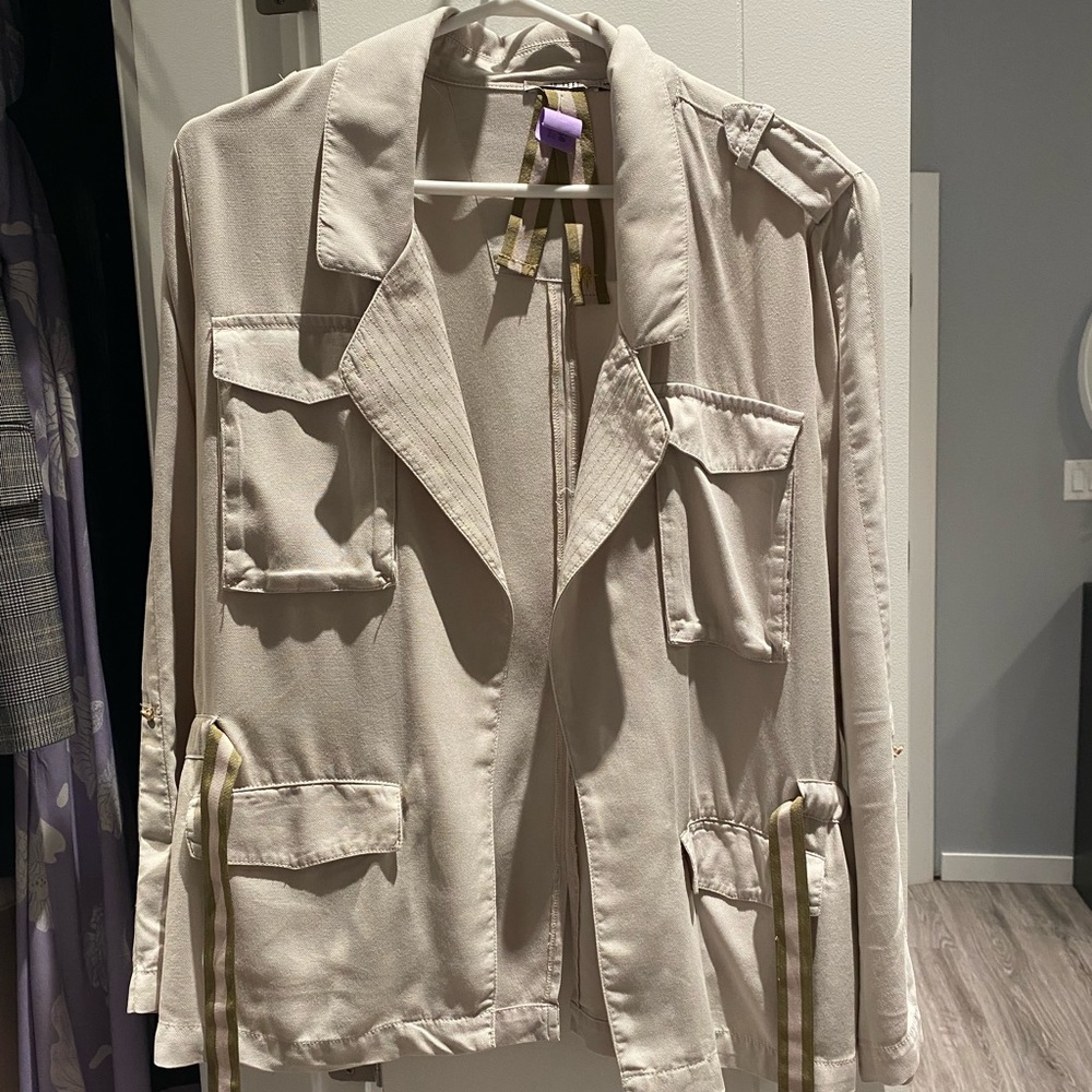 10 feet spring coat/blazer size small
